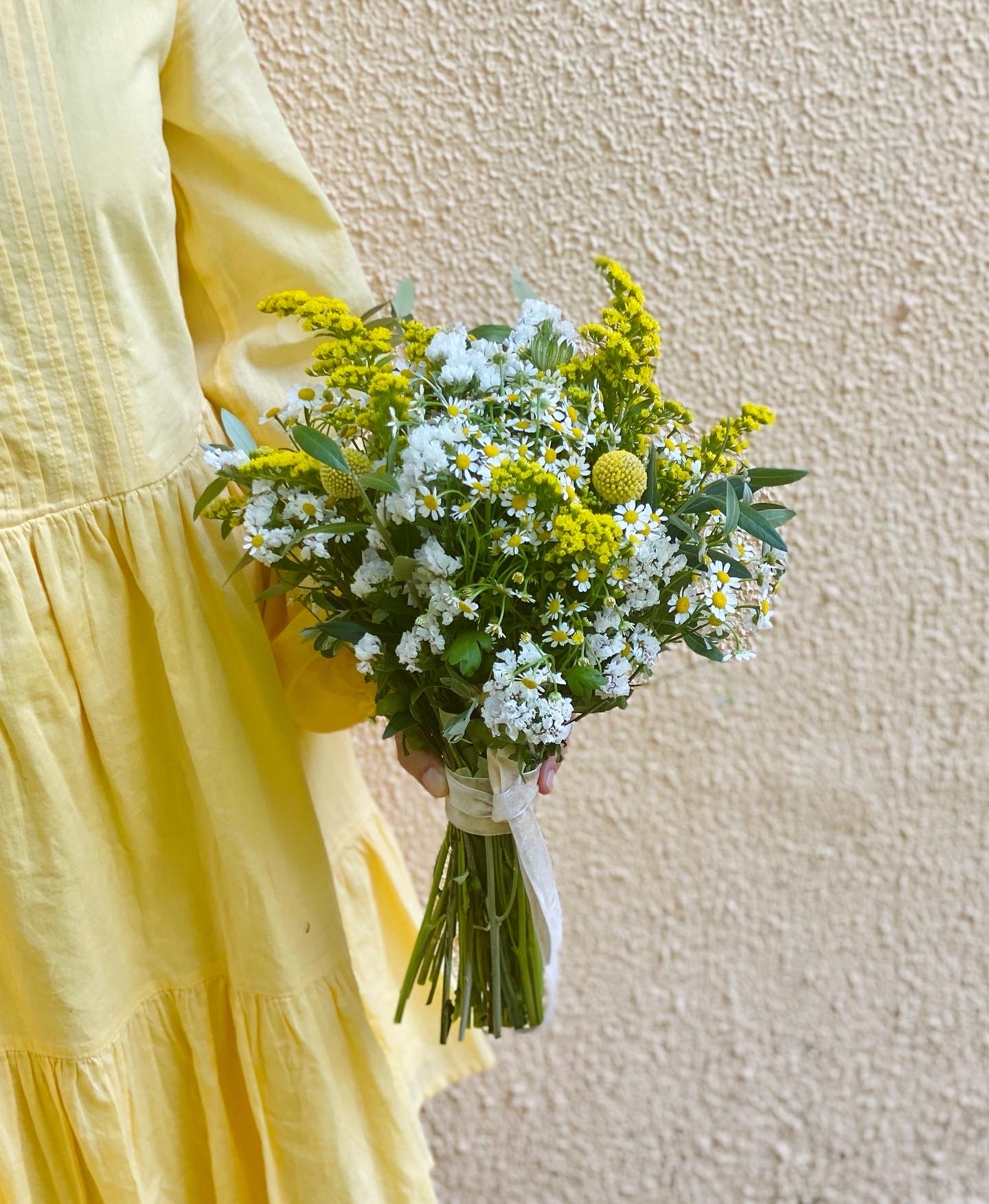 Flores naturales para los ramos de novia de junio - Flores en el Columpio